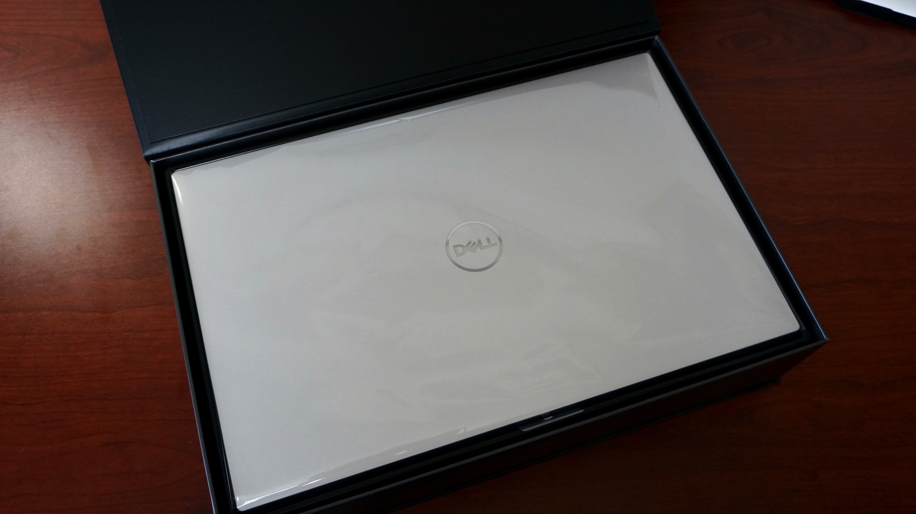 DELL XPS 17