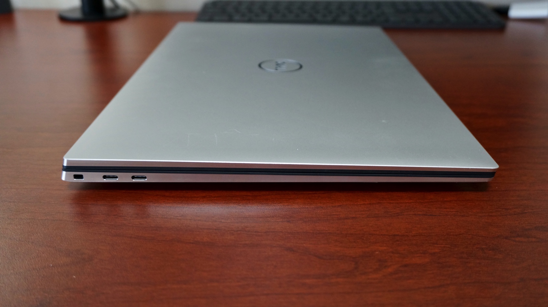 DELL XPS 17