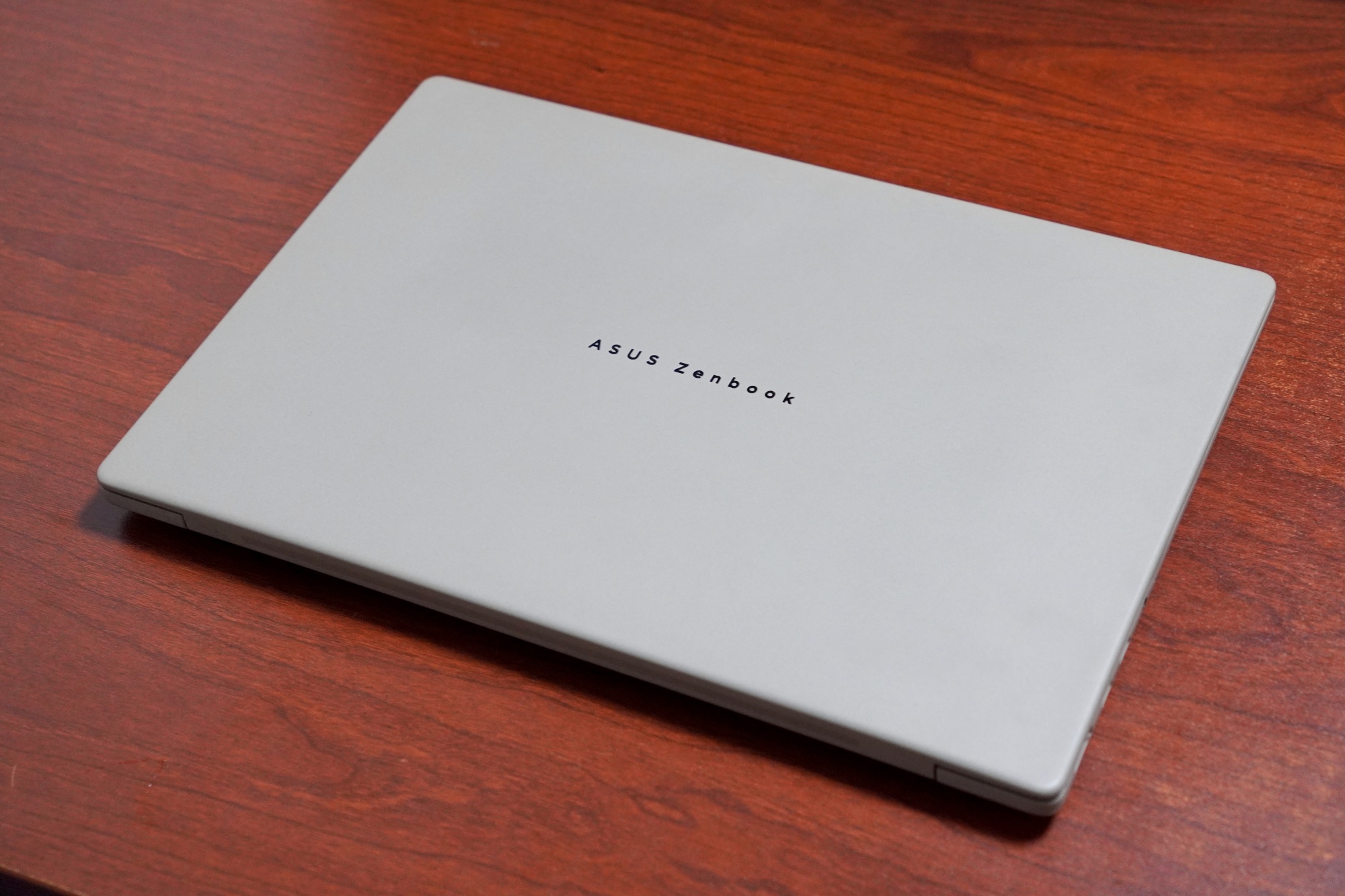 ZenBook SORAの天板