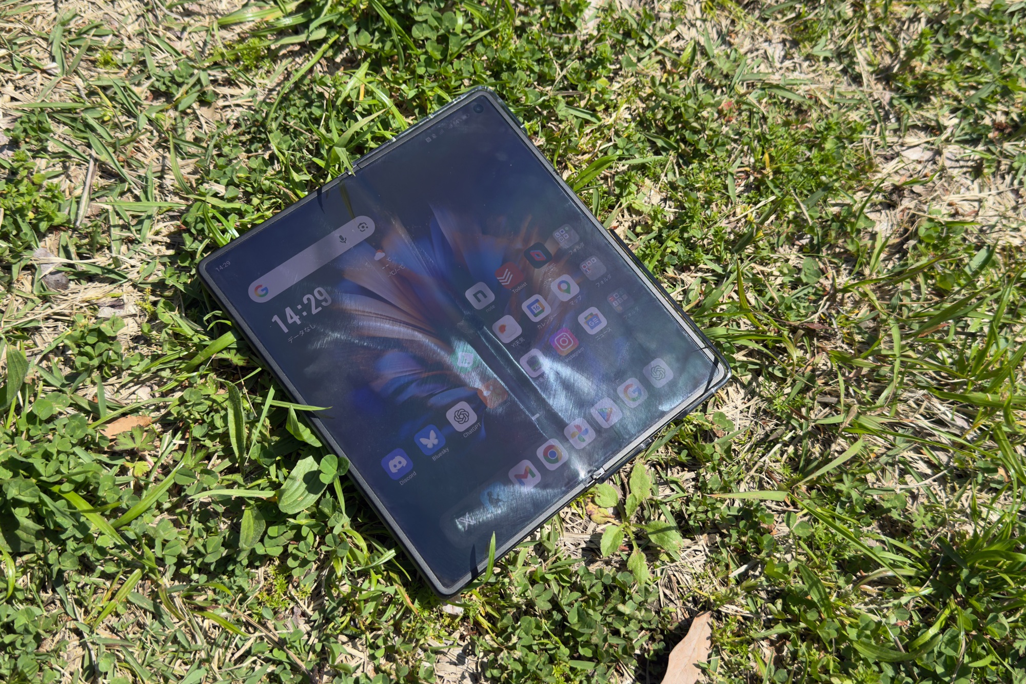 nubia Foldのメインディスプレイ